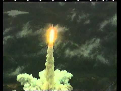 Longer video of 'Ariane 5' Rocket first launch failure/explosion