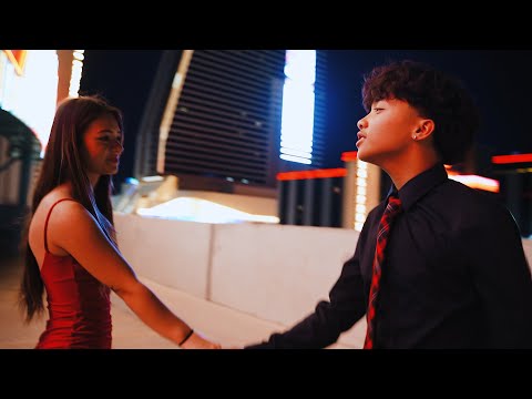 Breezee - Hold Your Hand (Official Music Video)