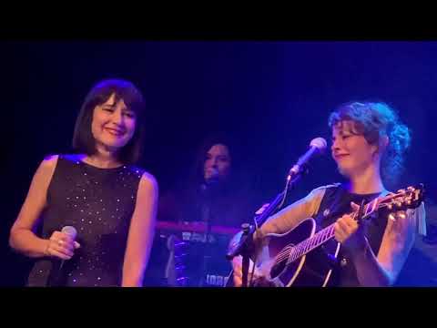 Vega y Eva Amaral Joy Eslava Madrid