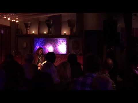 Robert McLaughlin - Tuvan Throat Singing