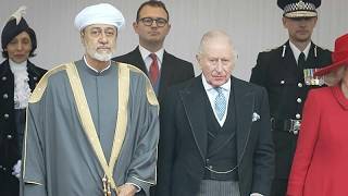 Carlos III recibe al sultán Haitham de Omán en visita de Estado al Reino Unido