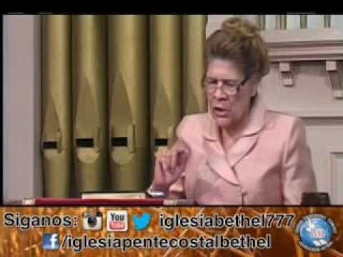 "Levanta Las Manos y Veraz Tu Milagro." Éxodo 14:15-16 Rev. Dra. Porfiria Rodríguez 10/06/13