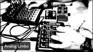 Video thumbnail for WSG synth by Elettrorama - demo track performed by iFaber - Analog Limbo by Elettrorama