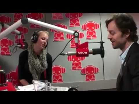 Darren Hayes feels the love from Carrie and Charlie - NovaFM