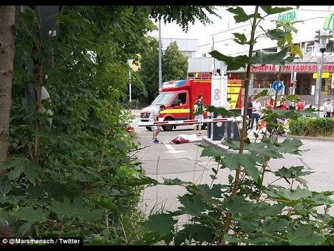 Очевидци: Въоръжен единак откри огъня в мола в Мюнхен (ВИДЕО)