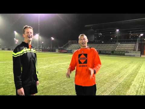 24 nov 2011 VV De Meern 8 - SCH '44 8-1 warming up