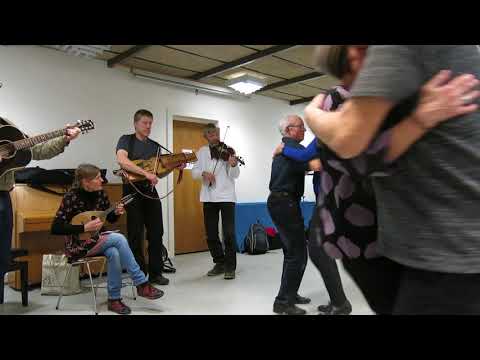"Rummelpot" Danish folkdanceband