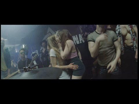 DER SONNE ZU NAH - Trotzdem bleiben wir (official Video)