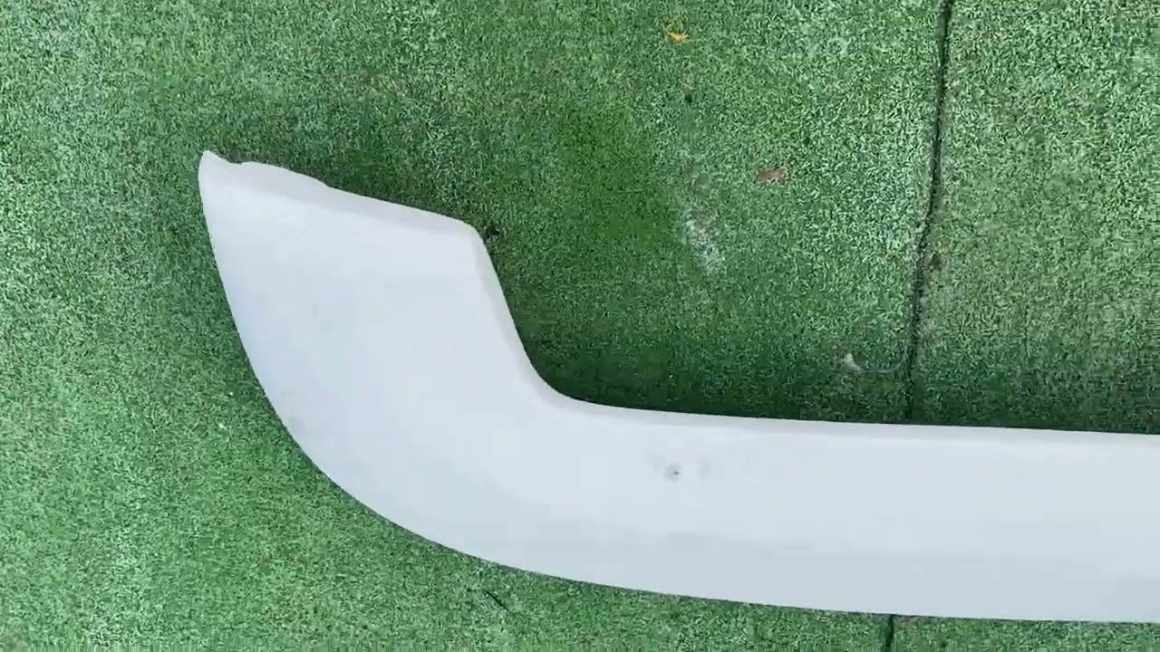 Volkswagen Crafter 2006-2016 Déflecteur de pare-brise V1 (peintable, à coller) Video 1