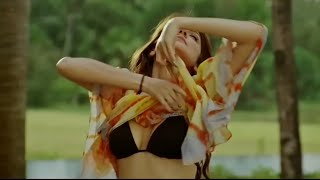 Anushka sharma bikini in ladies vs ricky bahl  Anu