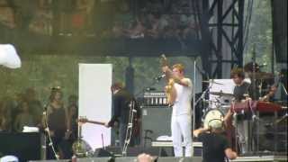 Spoon- &quot;Trouble Comes Running&quot; (HD) Live at Lollapalooza on August 8, 2010