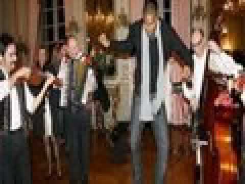 Ajs Nigrutin  feat. Srb tim // To je onaj debeli