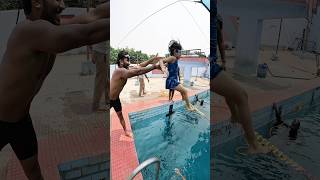 Download lagu Fearless Girl in Deep Water 🏊🏻 #swimmingtips #swimming #swim #deepwater mp3