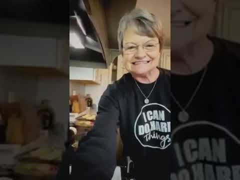 Mama Sue's Southern Kitchen makes ROAST BEEF...