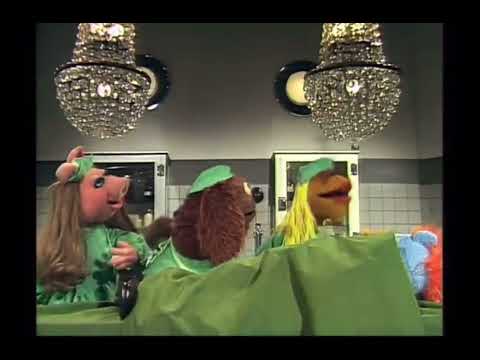 The Muppet Show - 206: Nancy Walker - Veterinarian’s Hospital/At the Dance (1978)