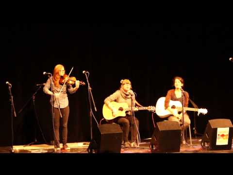 Foxies on the RooF - Foxie & the Band - Černobílá