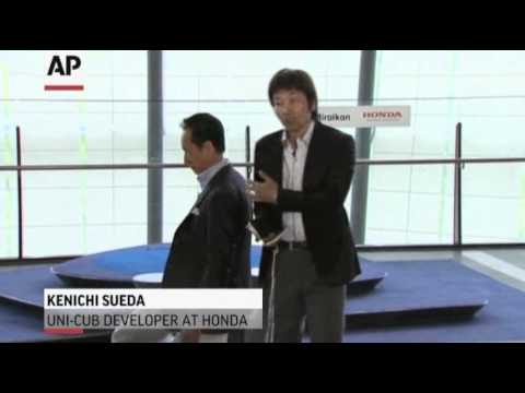 Honda Unveils New Robotics-powered Scooter