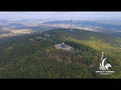 Prirodne lepote i beskrajno zelenilo - ŠUMADIJA | Srbija iz vazduha | Balkan Trip TV