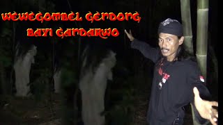 Download lagu KUNTILANAK GENDONG BAYI DAN GANDARWO SUAMINYA NONGOL mp3