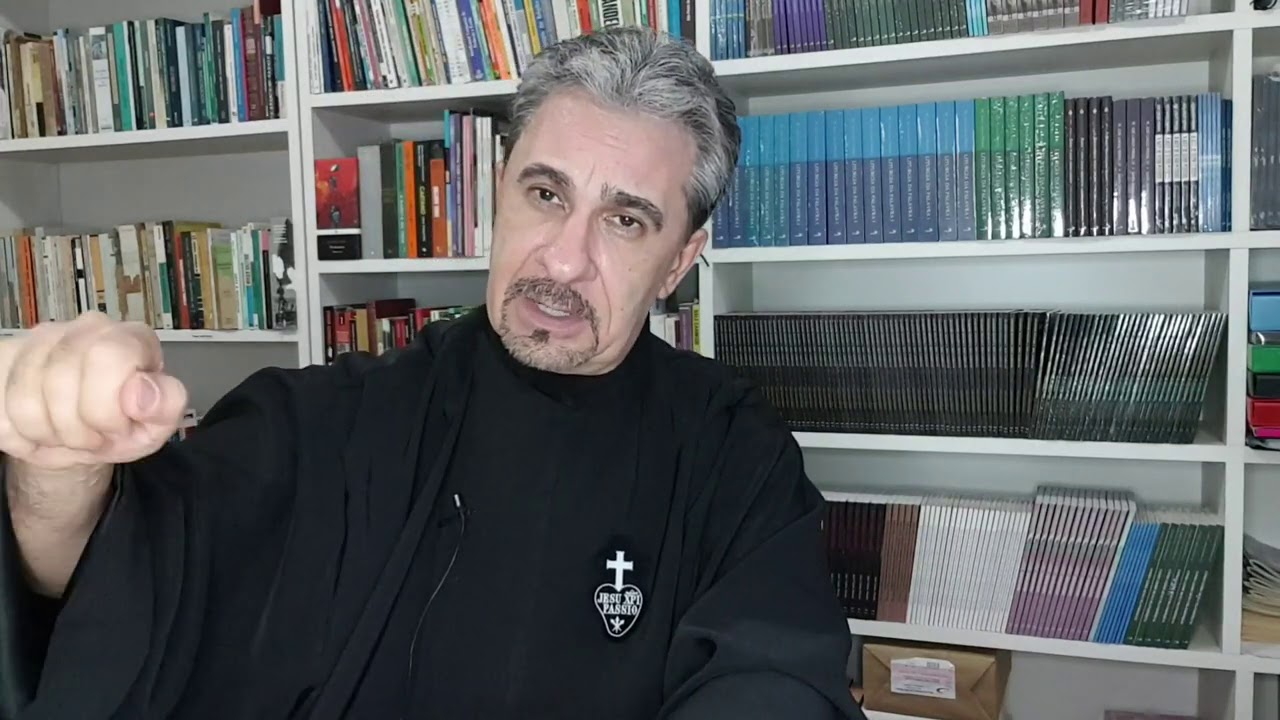 QUE MOMENTOS INCENSAR DURANTE A MISSA?