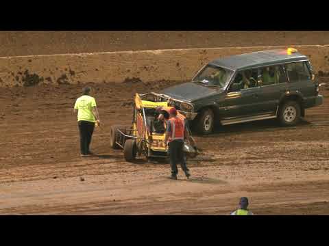 Speedcars: Kaiden Brown and Matt Jackson Crash - Archerfield Speedway