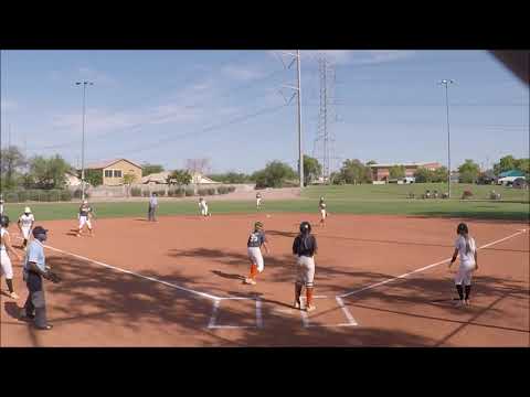 Jackie Tom Hit 3 RBI