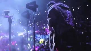 Justin Bieber and J Balvin performing &#39;Sorry&#39; remix at Calibash 2016 on Staples Center
