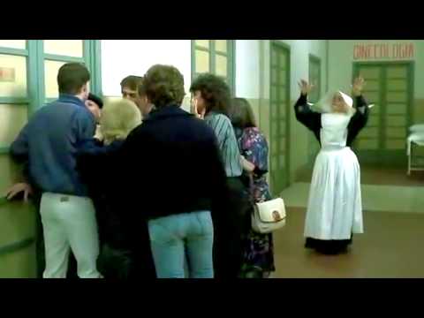 Fantozzi subisce ancora - Non lo vedete che è un Povero Handicappato