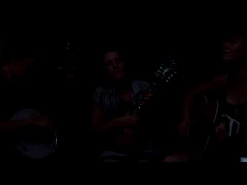 the old fashioneds - train on the island