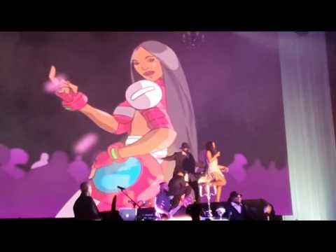 Toni Braxton - Please and He wasn't man enough Live