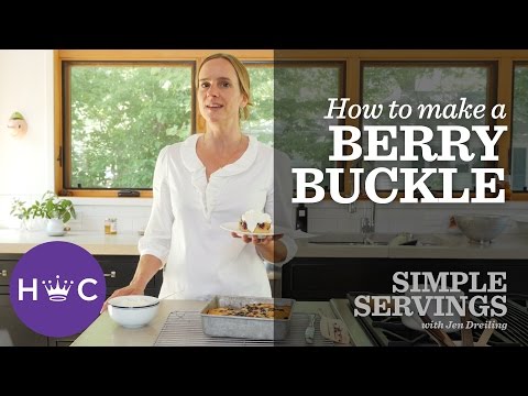 How to Make a Summer Berry Buckle | Simple Servings