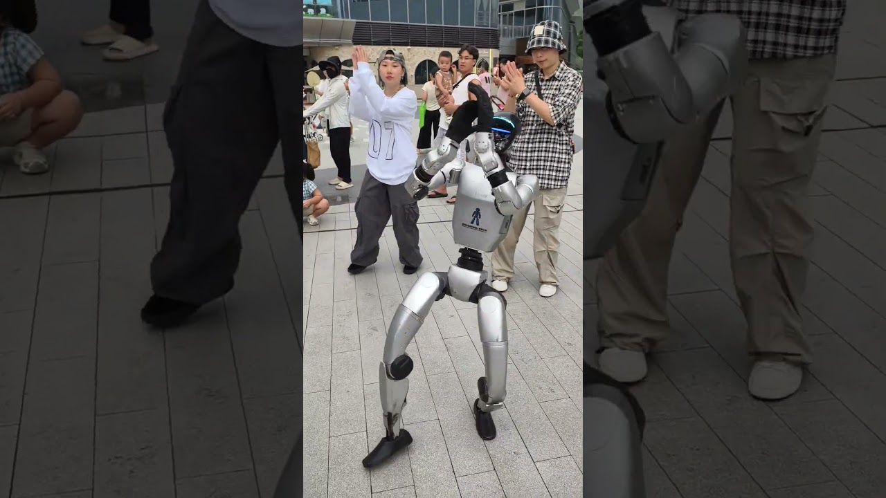 🤖Pertama di Dunia: Shenzhen Membuka Toko Robot 6S untuk Penjualan & Penyewaan #robotik #humanoid ...