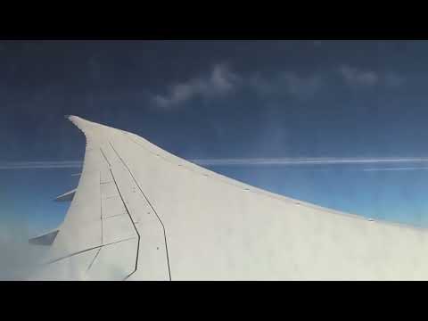 United 32 (787-9) - Moderate turbulence over the Pacific