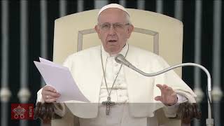 Os pais nos deram a vida, jamais insultá-los, pediu Francisco