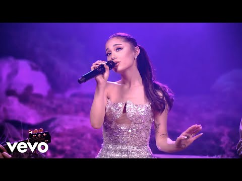 Ariana Grande - Hopelessly devoted to you (Official Video)