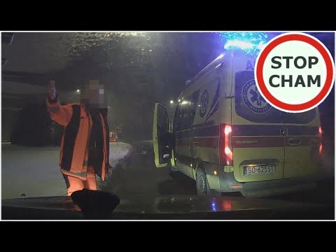 Kierowca karetki zajeżdża drogę 