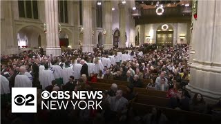 Celebrations mark Christmas, start of Hanukkah