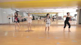 Kids Modern Dance Class