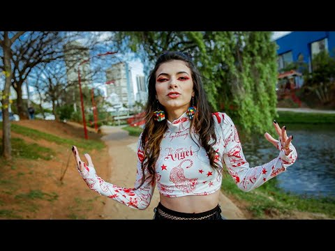 Cherry Bomb Band ft. Aléxia - Easier (Official Video)