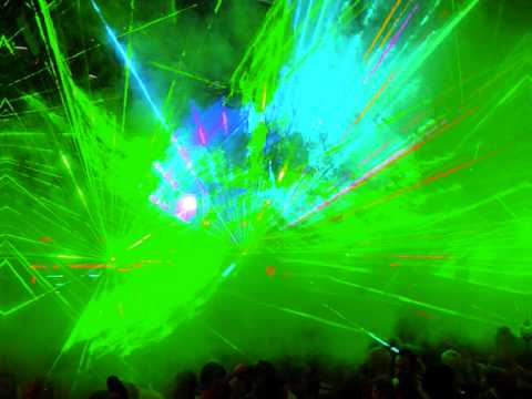 Lady Gaga vs. Eurythmics - Sweet Dance (Bootleg Mix)