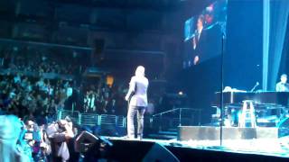 Michael Buble - Let It Snow (LA 12-13-10)