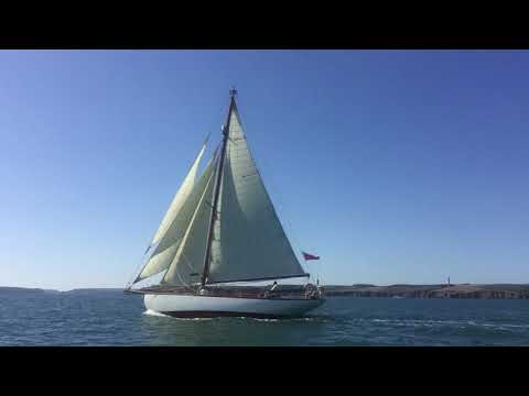 VINTAGE SAILING YACHT DRIAC Four-Sail Reaching CHARLES E NICHOLSON 40 FT BERMUDAN CUTTER 1930