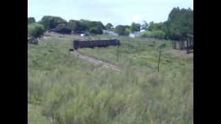preview picture of video 'tren cortito llegando a Tranqueras , Rivera.'