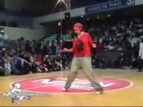 Videoclip de You're Not Alone (feat. Tara McDonald) — David Guetta