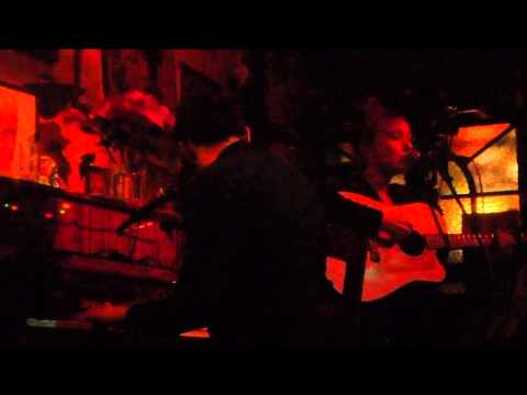 Κατερίνα Μακαβού στην "Απανεμιά" - The Partizan (Leonard Cohen) (15-12-2013)