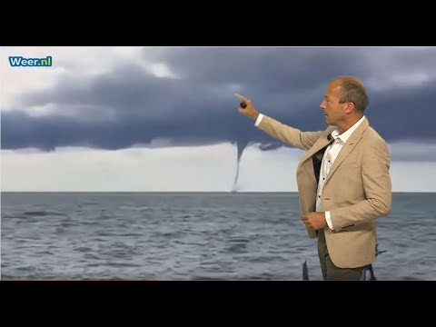 Weervrouw voorspelt voor vandaag mogelijk waterhozen op Veluwemeer Weervrouw voorspelt voor vandaag mogelijk waterhozen op Veluwemeer