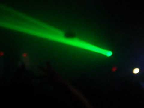 Afrojack playing SIdney Samspon - Riverside (afrojack remix)  @ Santos Party House - 6/12/10