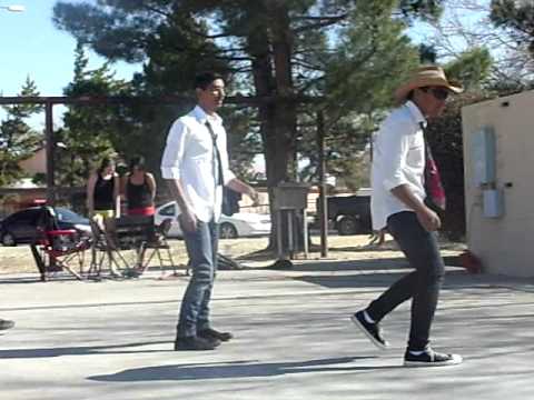 Shinee "Ring Ding Dong" Dance off