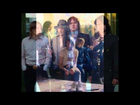 download lagu mp3 mp4 Kasabian Top Songs, download lagu Kasabian Top Songs gratis, unduh video klip Kasabian Top Songs