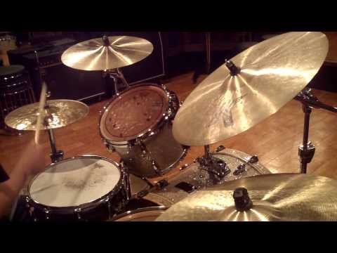 Mike Clark's "Actual Proof" Groove - Drum Lesson #34